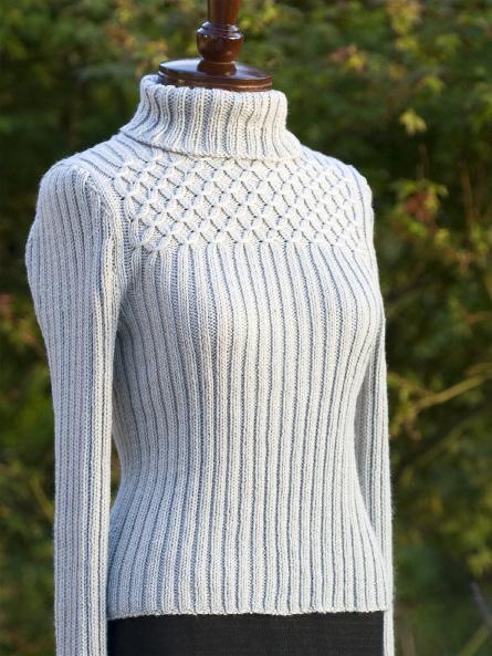 Smock Top Sweater Designed by Audrey Knight Skill Level: Intermediate
