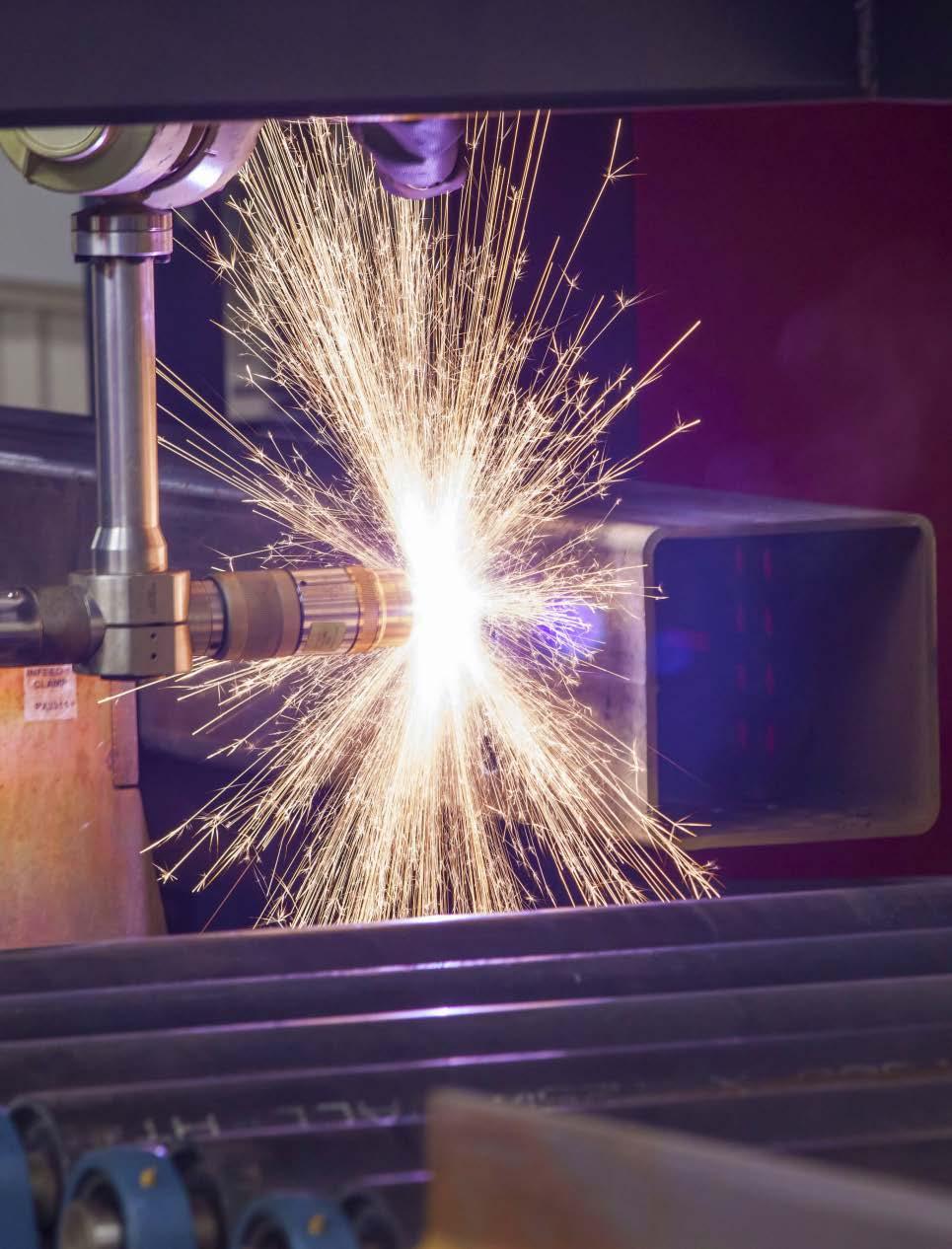 0hp High Definition Plasma technology aligns and focuses the plasma arc, improving arc stability and energy for more powerful precision cutting.