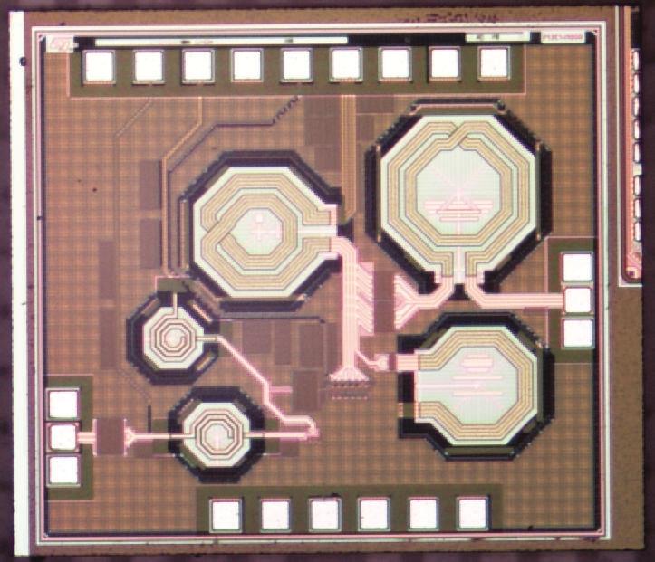 Figure 4.11: Micrograph of the prototyped class EF2 power amplifier observed in the input matching, S11, that is slightly higher.