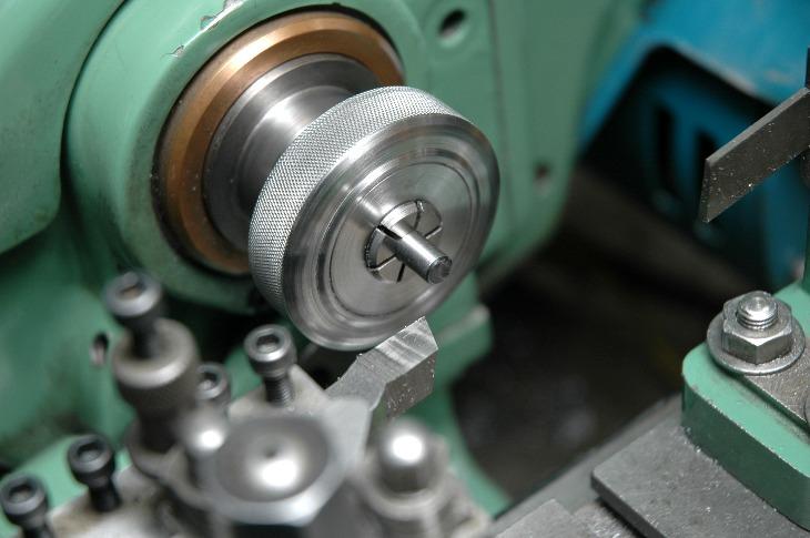 Background There are many occasions where, particularly with small diameter work, it is nice to be able to rely on the accuracy of a collet system.