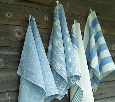 BATH LINEN: LARA & STRIPES KITCHEN LINENS LinenMe bath towels are sturdy and extremely absorbent.