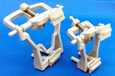 Formers: Base formers made from silicon rubber.