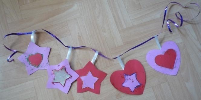 FAIRY CHALLENGE BADGE SECTION 2 FAIRY CRAFT Sparkly Garland / Bunting (Suitable to Decorate any Fairy Den) 1) Perfect decorations to add sparkle to any bedroom.