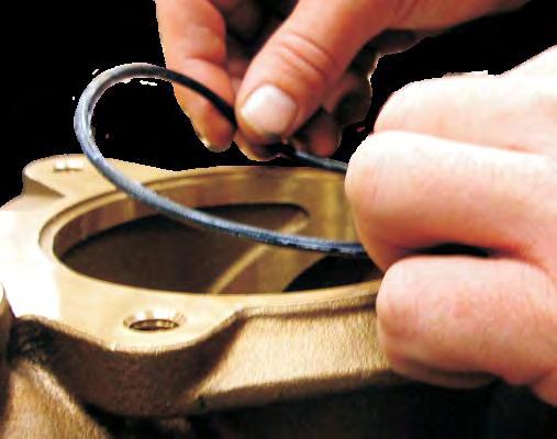 Tighten the top plate bolts in crossing fashion to 22 +/- 1 Ft*lb Body O-ring replacement If the body O-ring shows evidence of cracking, brittleness, or deformity, replace it before reassembly of the