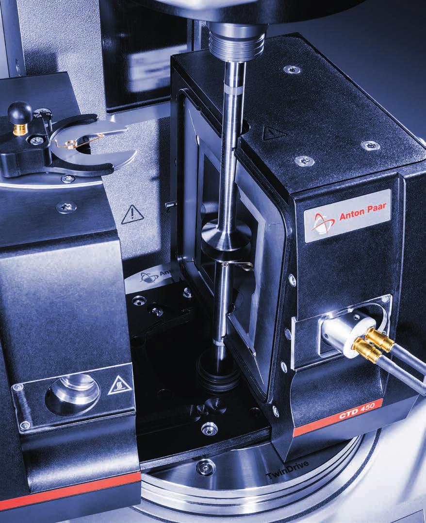 MCR 702 T can be used in all test modes together with a transparent concentric cylinder. This measuring system is a perfect configuration for observing your sample from all sides while sheared.