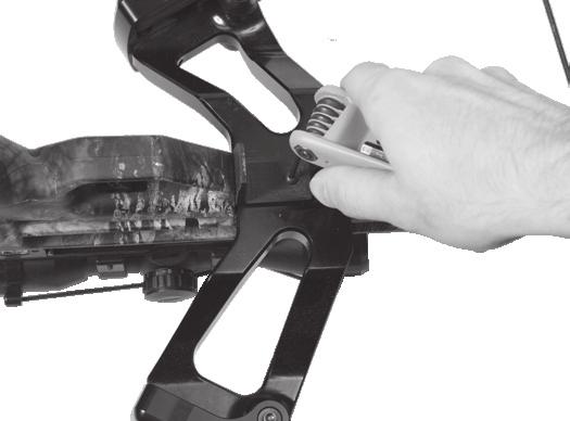 To avoid lens damage, tighten the bottom screws on the scope rings first,