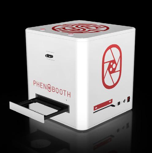 Hardware Features Fluorescence The PhenoBooth is extremely quick and easy to use.