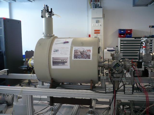 FT-ICR experiment setup in MPI-K 1) Surface ion source. (5) (6) (3) () (1) ) Room temperature amplifier.