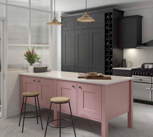 uk Free standing furniture The defining feature of a classic kitchen setting is the use of