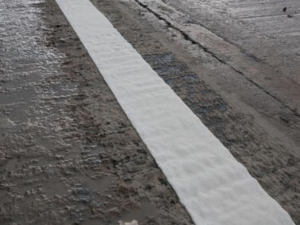 Road Marking Products Types of Marking Ennis Prismo has a large portfolio of line marking products, including screed, spray, extruded, profiled and pre-formed