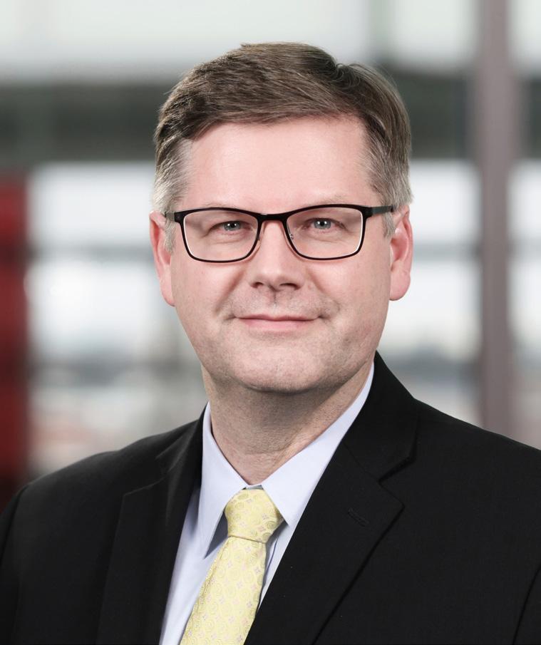 Berend Bracht is President and CEO of Bendix Commercial Vehicle Systems LLC (BCVS). He is a member of the three-person Bendix Executive Board.