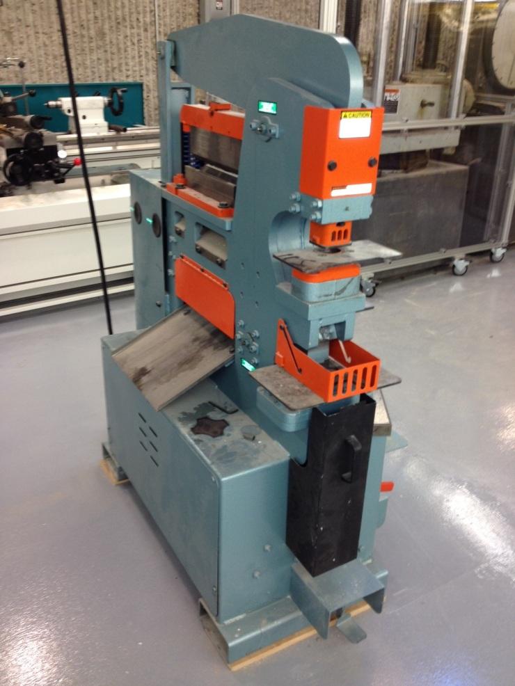 CONTROLS BENDING BRAKE EXIT PUNCH SHEAR EXIT NOTCHER PUNCH FOOT SWITCH Yale