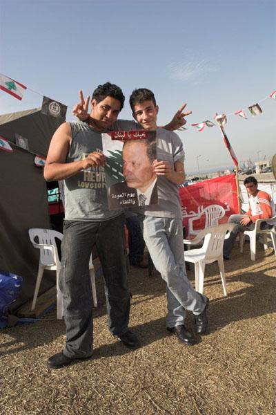 Young supporters of General Michel Aoun, in the opposition protesters' camp on Beirut's Martyrs' Square. Unless otherwise indicated, all materials on this site are by Petteri Sulonen.