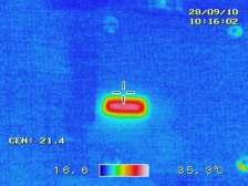 On the right, the same picture seen in infrared light, where the area irradiated by the XeCl laser is well visible.