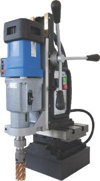 electronics Ideal for a wide variety of drilling, boring and slotting applications Includes servo-assisted drilling feature to help maintain feed pressure during operation Drill up to 2-3/8" dia.