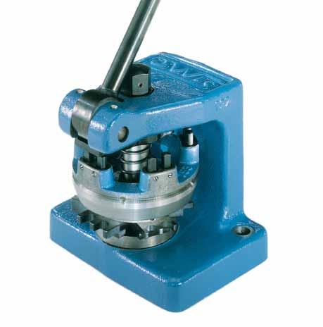 Chain breaker How to use the iwis multi station chain breaker CHain BreaKer This multi-station rivet extractor can be clamped in a vice or screwed onto the workbench.