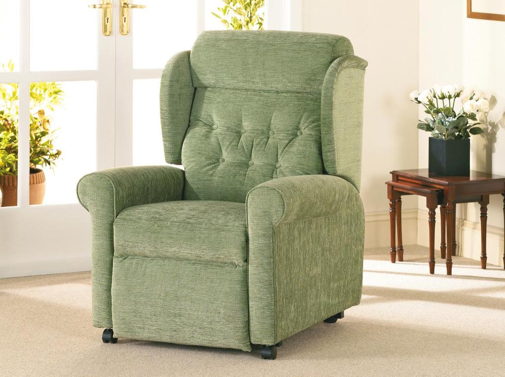 10040 WB Recliner Brochure 02.16_A4 4pp 23/02/2016 16:37 Page 13 Newhampton Our best selling riser recliner chair.