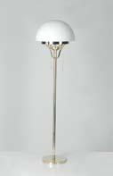 Glass-holder in hand-soldered brass. German artisans made the lamp inspired by C.J. Jucker s creation. Light bulb: 60 W - E 27 Measurement (cm): H.