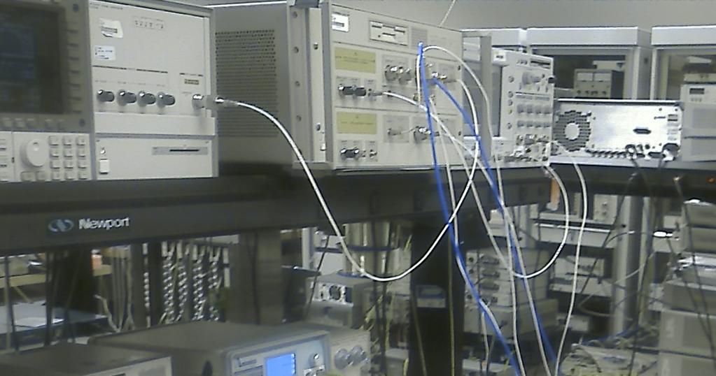 7 Polarization Controller 8 DQPSK demodulator (Optoplex) 9 Balanced receiver (U 2 t Photonics) 10 SHF De-Mux (50 Gb/s to 12.