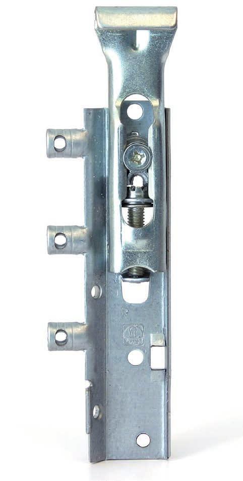 5 x 20 screw into the fixing hole. > Active It is mounted like the standard hanger and impedes any involuntary removal of top hanging cabinets.
