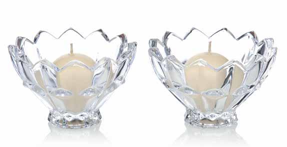 CANDLEHOLDERS Code: 1031015 Size: 16cm height : 1 Piece 75mm diameter Ivory Ball Candle included