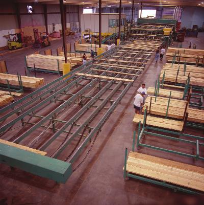 More than 30 sawmills supply in excess of 50 species of premium hardwood lumber to our concentration yards, which have grown to be
