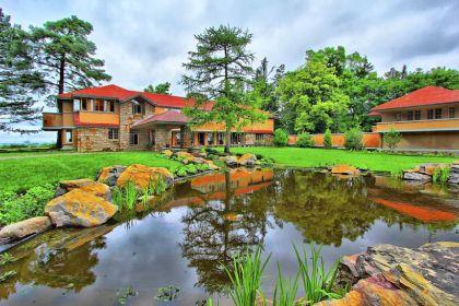 Graycliff: Secret Frank Lloyd Wright house on the Lake August 4, 2013 12:04 am By