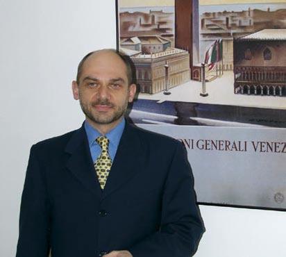 e-business asigurări în timp real Interviu cu Sorin DRaGoMIR, Director Executiv - Direcţia Informatică, GEnERalI asigurări PRIMM: Domnule Dragomir, la sfârşitul anului 2006 aţi lansat, în colaborare