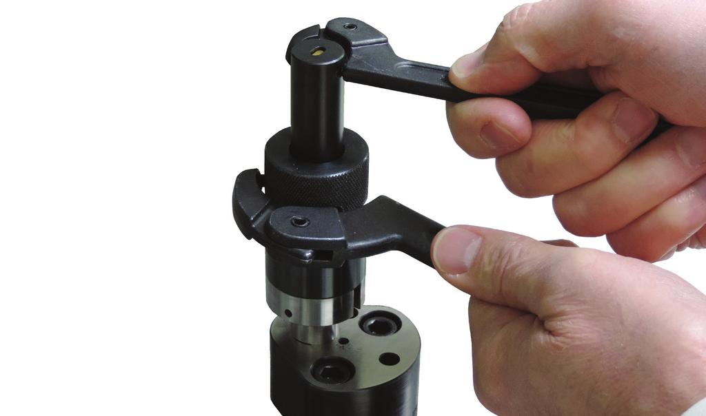 SPANNER WRENCHES STRIPPER CAN WRENCH This tool is used to tighten/loosen the stripper can to/from the punch holder.