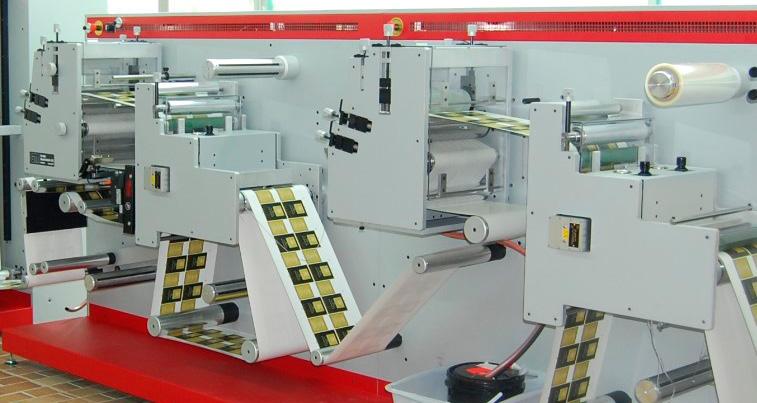 DC330 with 2x Flexo and 2x lamination/cold foil configuration For