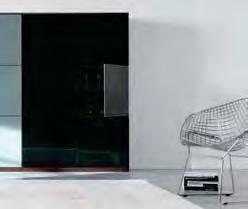 At the same time a simple push allows full door extension.