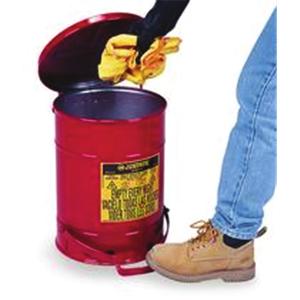 A UL / FM approved red can may be used to dispose of all waster