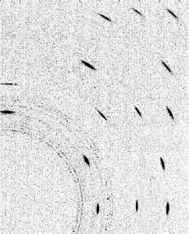 3 kev 17 Same static powder diffraction pattern recorded with both detectors positioned to cover the