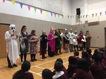 Wellington news: The Wellington Pantomime On the last day of school the whole of KS2 were in for a great treat.