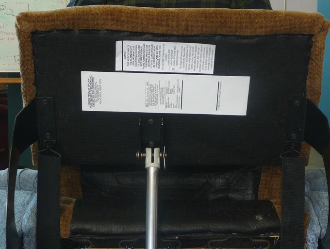 LIFT RECLINERS WITH METAL FRONT RAILS Refer to the Stapling Specification on page 7. CA TB 117-2013 & SB1019 label, item no.