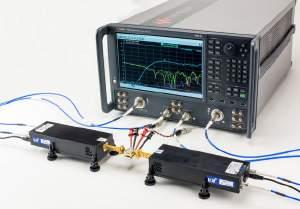 millimeter-wave frequencies using two, phase-controlled internal sources Fully integrated solution for millimeter-wave pulsed-rf measurements using built-in pulse modulators and pulse generators