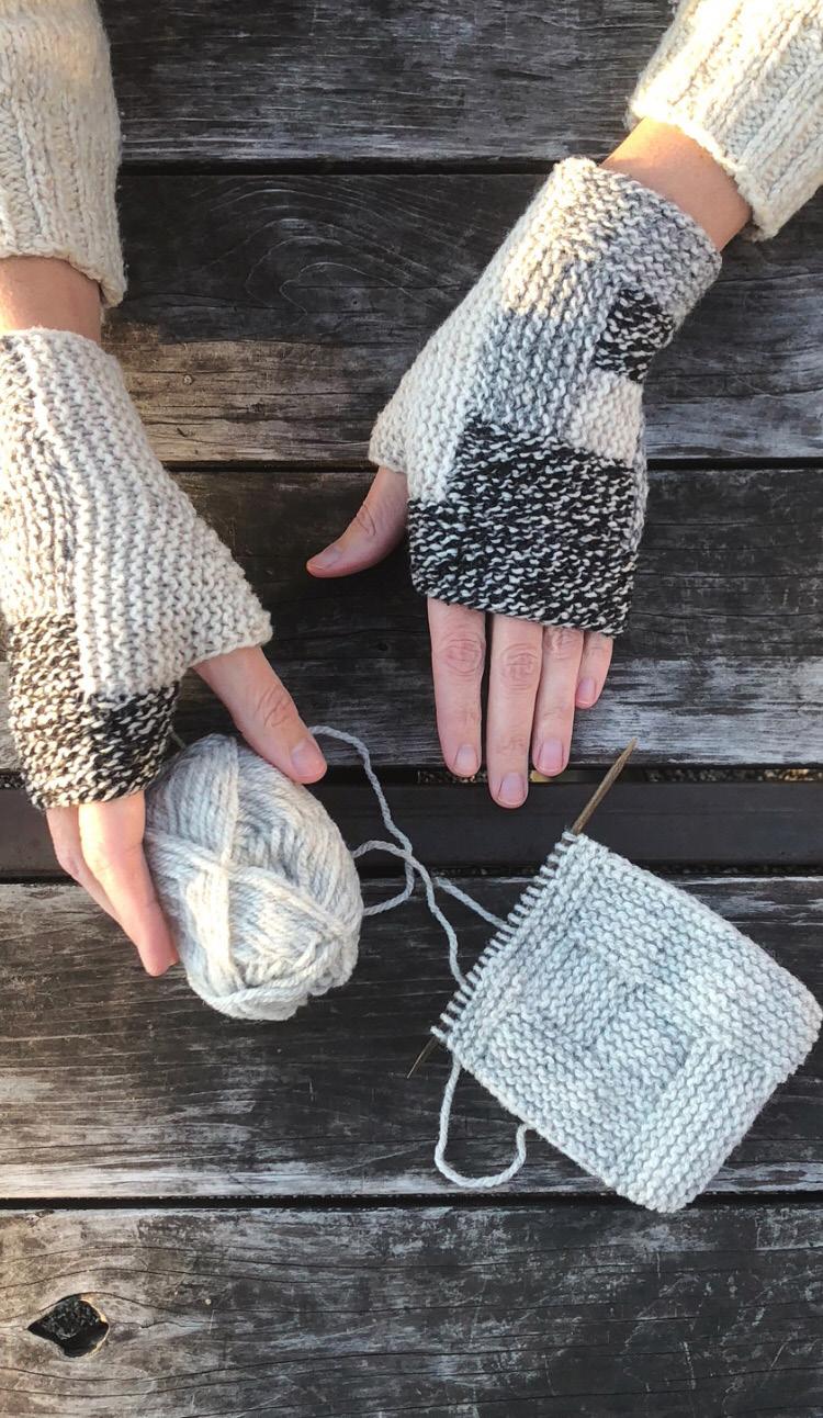 PART 2: FORM THE MITTS Step : Seam the upper hand LOG CABIN MITTS p.