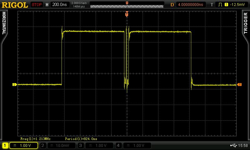 RIGOL Chapter 3 Demo Board Applications Adjust the time base to 200ns/div when the oscilloscope is in STOP state and amplify the waveform captured.
