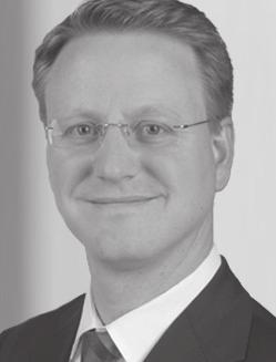 Dr Axel Gehringer is a counsel at HENGELER MUELLER and has been working in the Finance, Structured Finance and Capital Markets department since 2003.