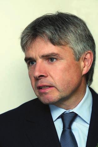 1 Ministerial foreword 1 Ministerial foreword By Lord Paul Drayson Minister of State for Science and Innovation A great deal has happened since we published the 2007 R&D Scoreboard a year ago.