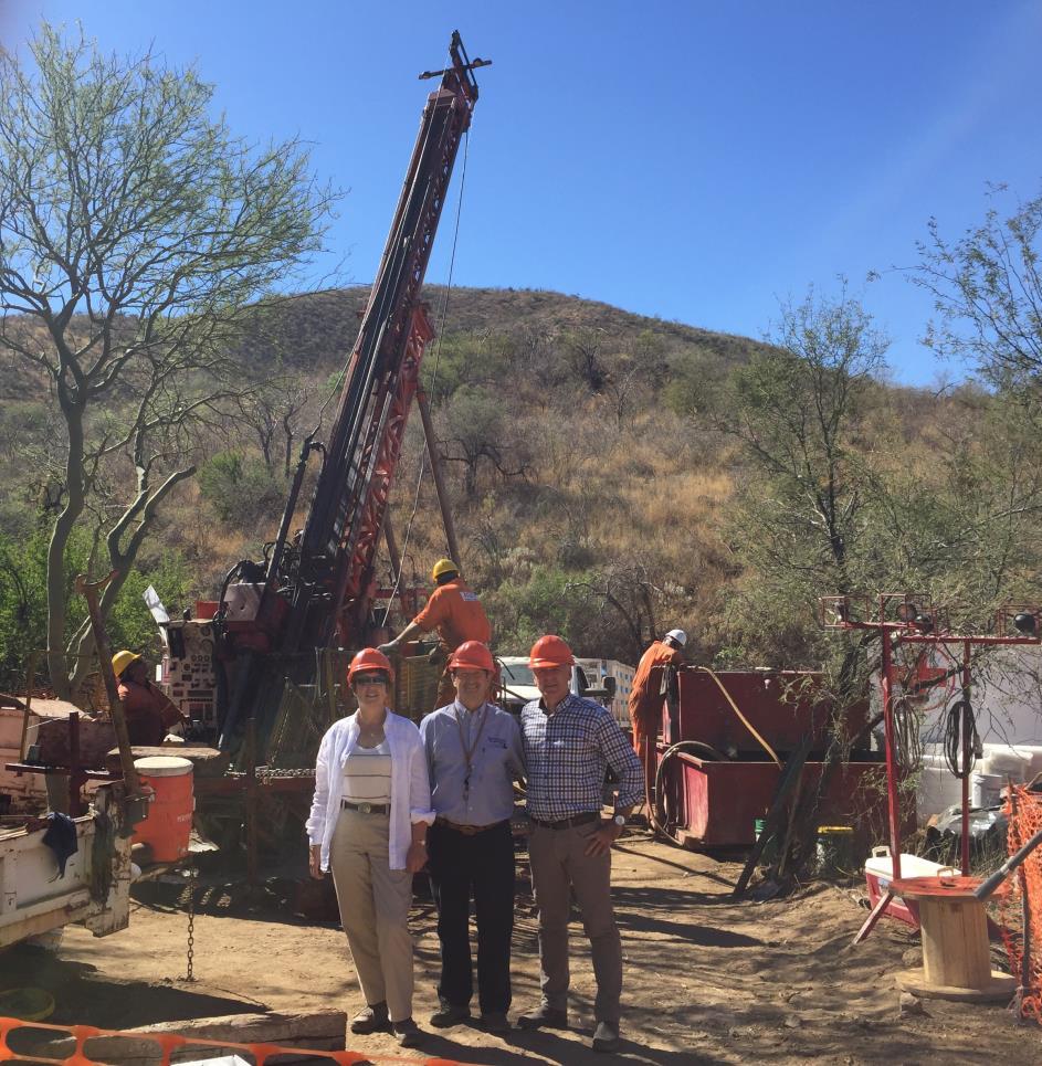 PROSPECT GENERATOR APPROACH Riverside leverages the company s 75,000+ LOCATION MINERAL DATABASE and highly experienced exploration team to target and acquire high-quality exploration ground and