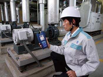 Vibration Meter Mode Applications Simple Diagnosis Vibration magnitude Measuring the magnitude of vibrations is a useful diagnostic technique for ascertaining that machinery is operating normally and