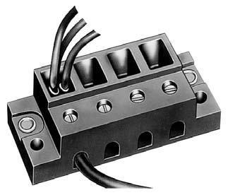 MAGNUM Series 11675 Quick-Connect Power Distribution Blocks WIRE MANAGEMENT PRODUCTS Power Distribution Blocks Base & Rail Mount Euro-MAG Series Single & Double Row Connectors PCB Spring Clamp