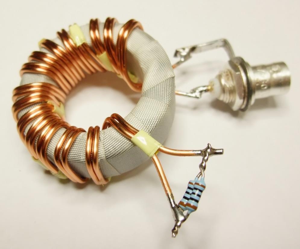 Cannot buy RG316? Use 2 parallel 1.25mm enamelled copper wires This is approximately a 50Ω transmission line.