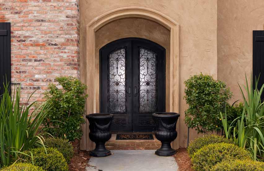 www.acadianironworks.com 1 Custom Double Door What makes our Iron Doors so superior?
