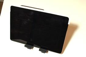 4 Step 2 Attaching the Structure Sensor and bracket to your ipad If you