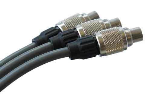 Connectors OEM version If a 12 V or 24 V voltage supply is available, the lights can be supplied with