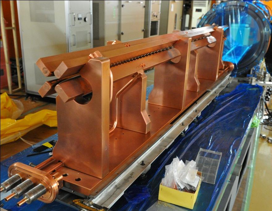 CW 4-rod RFQ linac Recycled a 4-rod RFQ linac kindly provided by Kyoto University. 33.8 MHz Original 36.