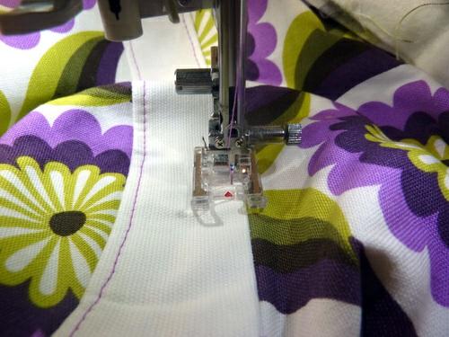 Lining 1. Find the main lining rectangle, base circle, and the circle of medium weight fusible interfacing. 2.