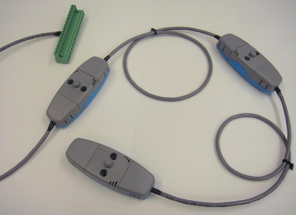 A maximum of three arc sensors can be daisy-chained to the same sensor input on the EAFR-101